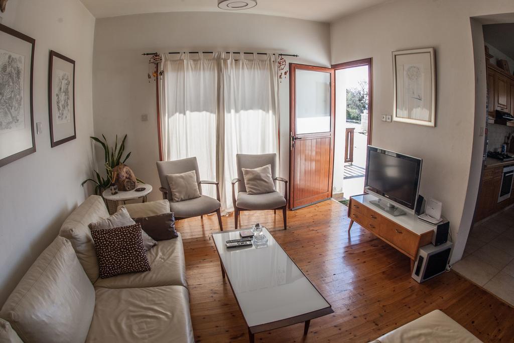 Lania Royal Oak House By Trulycyprus Villa Luaran gambar